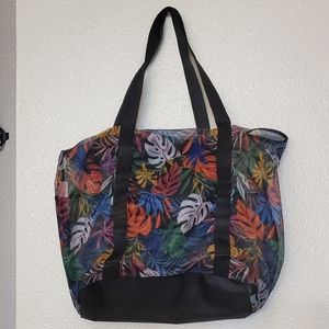 Monstera leaf beach tote bag